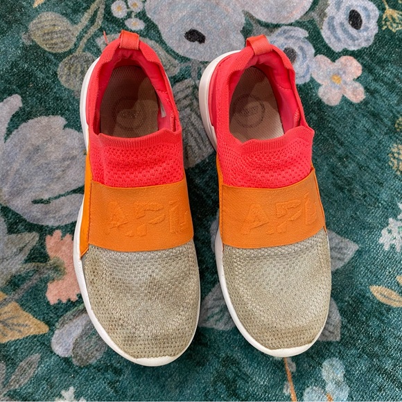 APL Techloom Bliss Sneakers Slip On Stretchy Knit Trainers 7.5 Coral Pink Orange - Picture 7 of 15